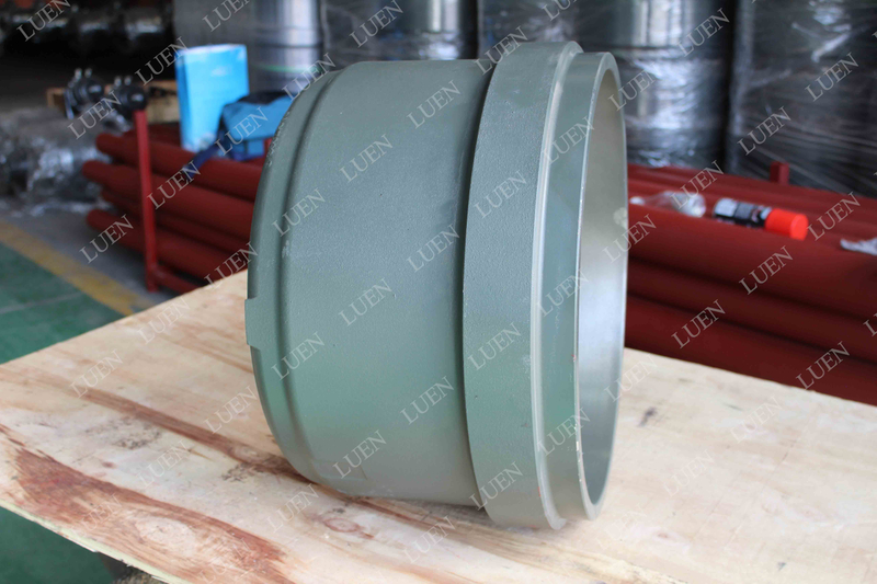 Semi-trailer axle fittings American style 13T built-in brake drum