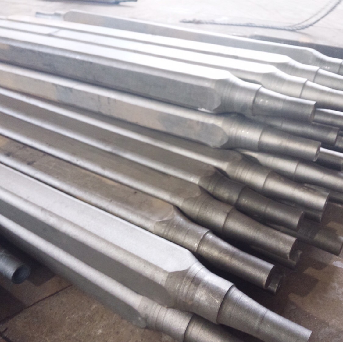 German Style Truck Axle Shaft Tube Shippment