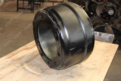 American 13 ton axle accessories semi-trailer built-in brake drum