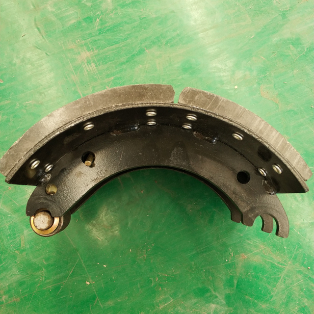 truck trailer axle brake shoes