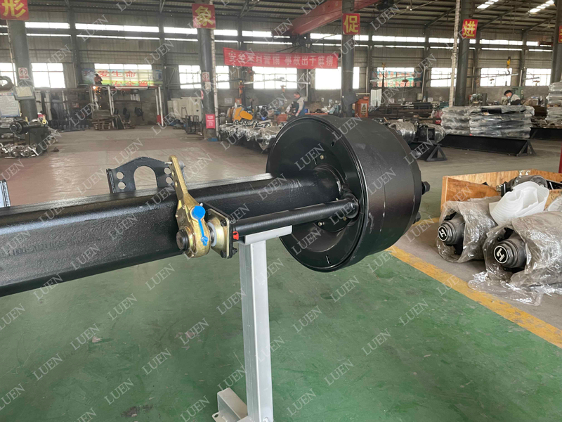 LUEN16 Tons American Axle for Semi-trailer