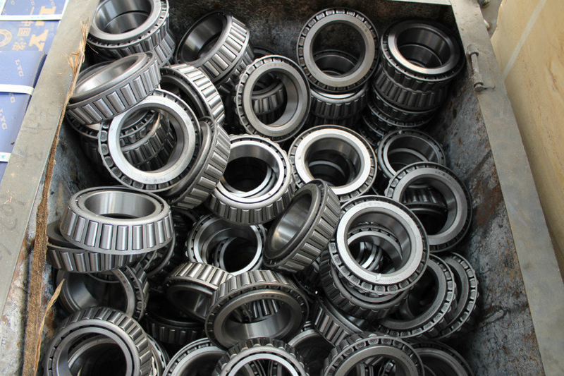 Axle bearings for trailer axles